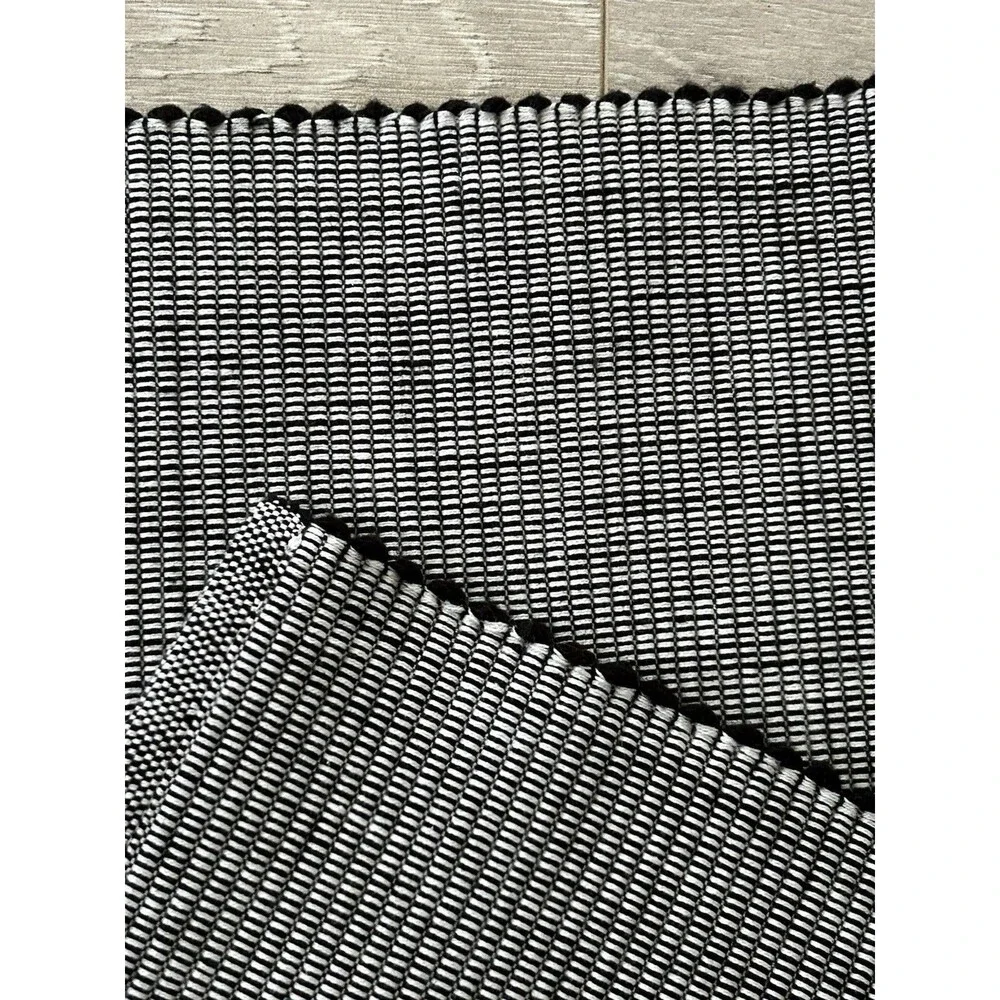 West Elm Woven Textured PlaceMats Set of 2 Black White 100% Cotton 14